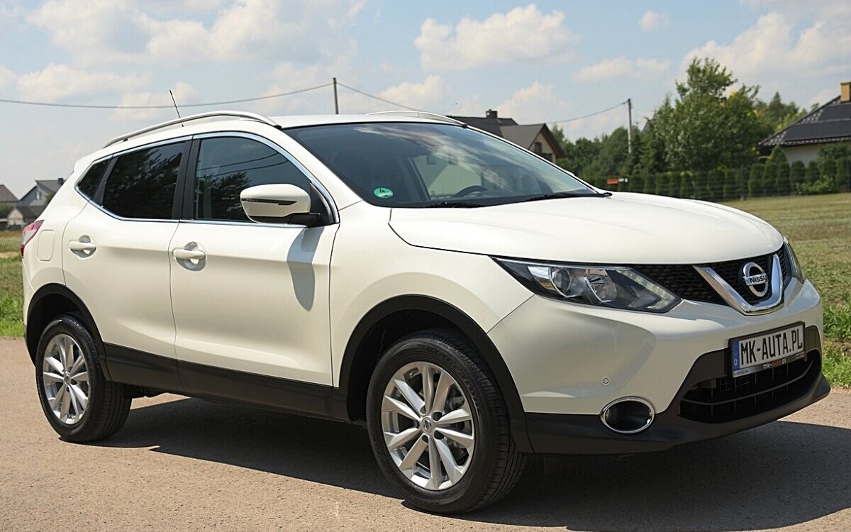NISSAN QASHQAI * 1.6 Benzyna 163KM * BOGATY !!! * UNIKAT